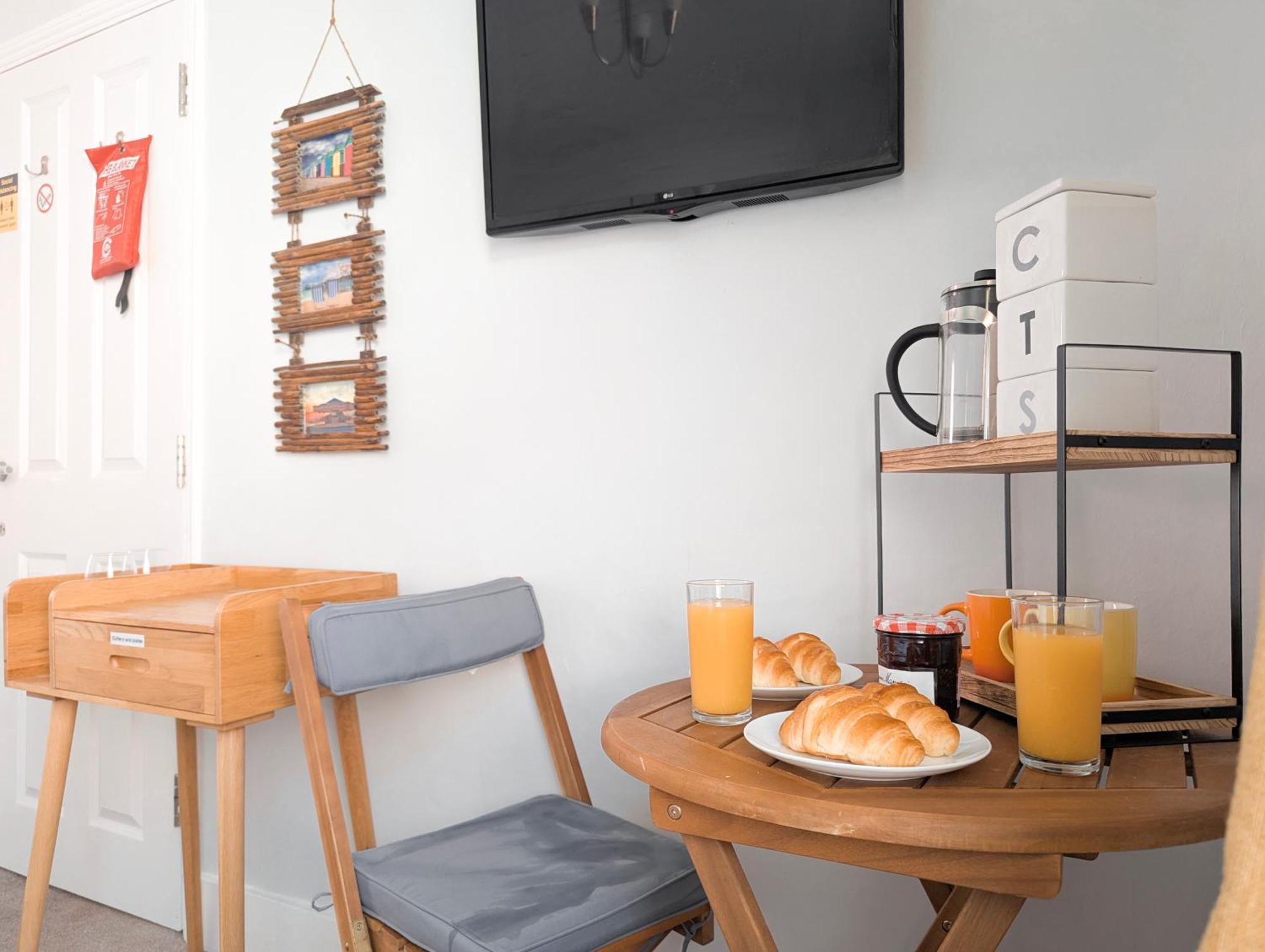 Hendon Street En-suite Nr & Walk To Cafes Homestay *