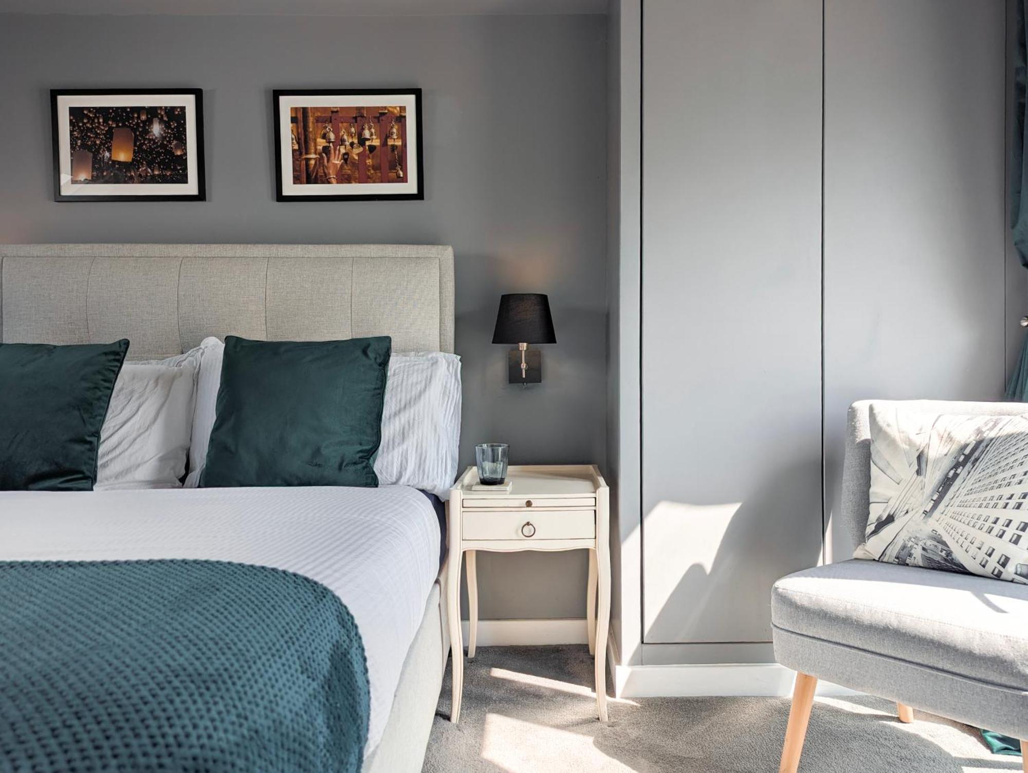 Hendon Street En-suite Nr & Walk To Cafes