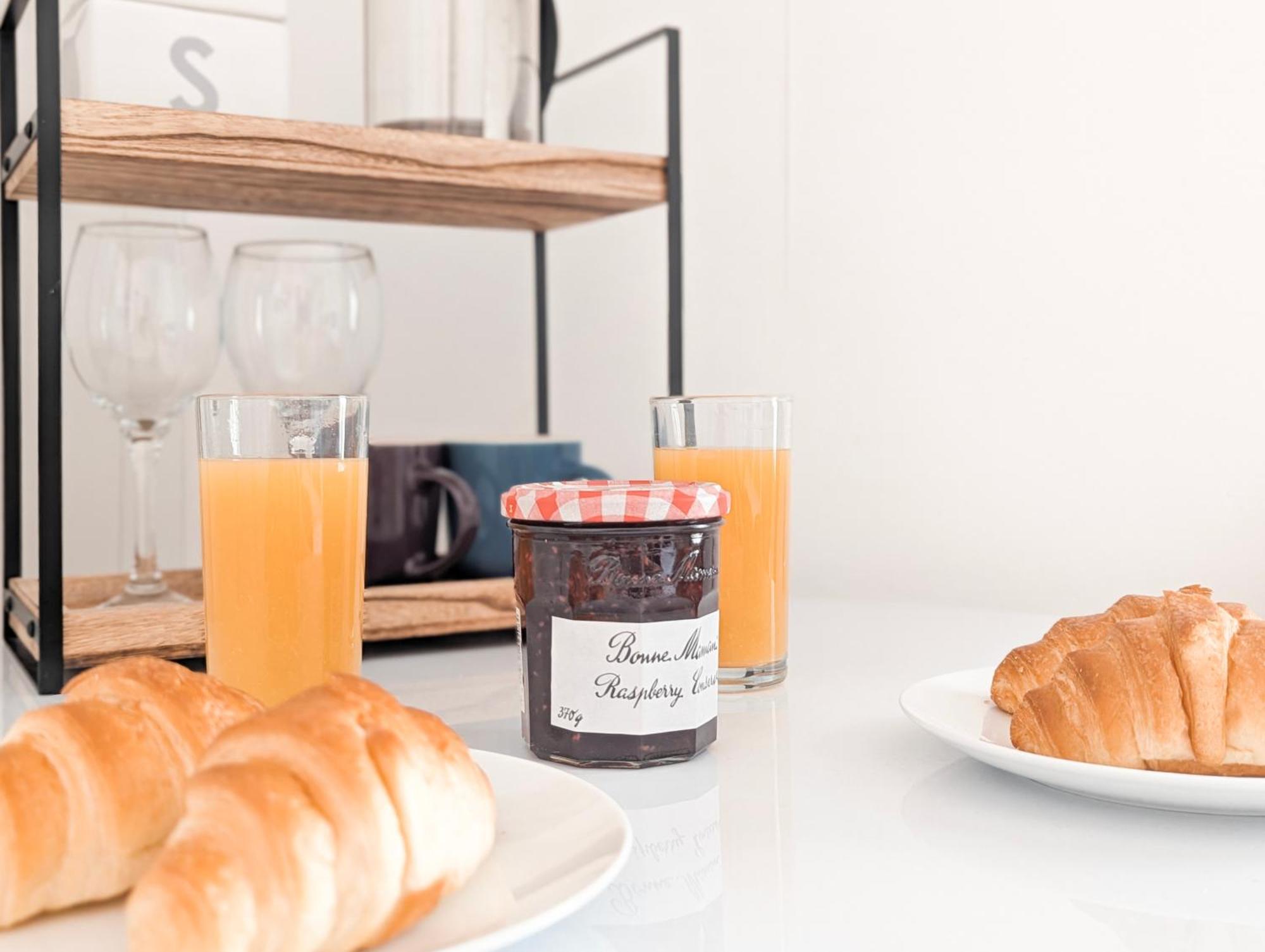 Homestay Hendon Street En-suite Nr & Walk To Cafes