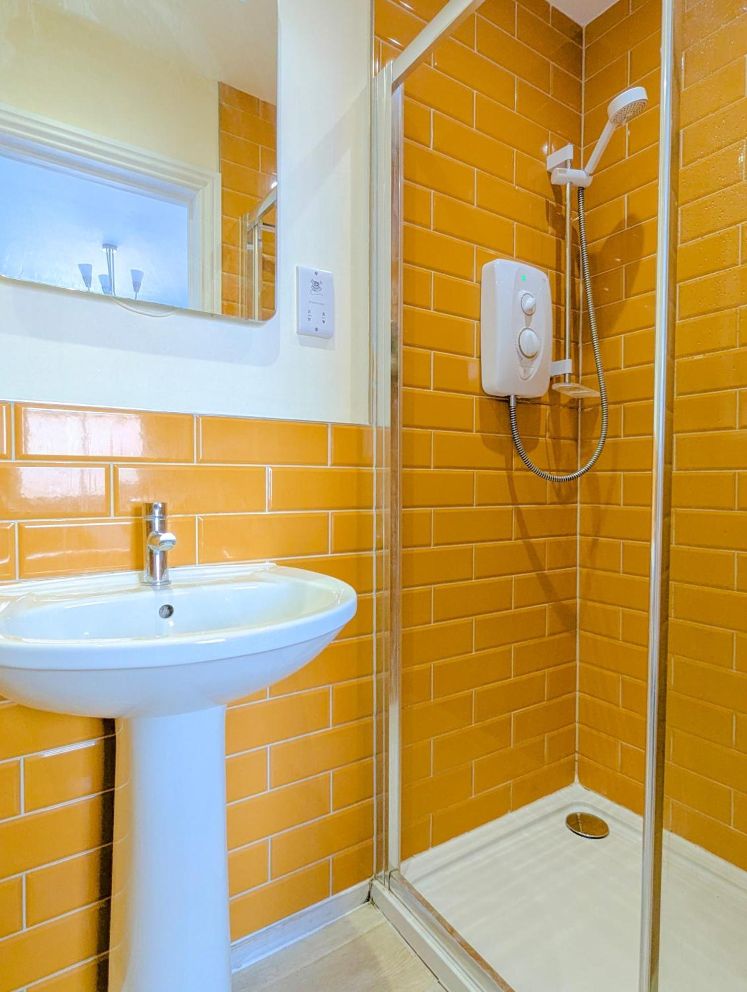 Privatunterkunft Hendon Street En-suite Nr & Walk To Cafes *